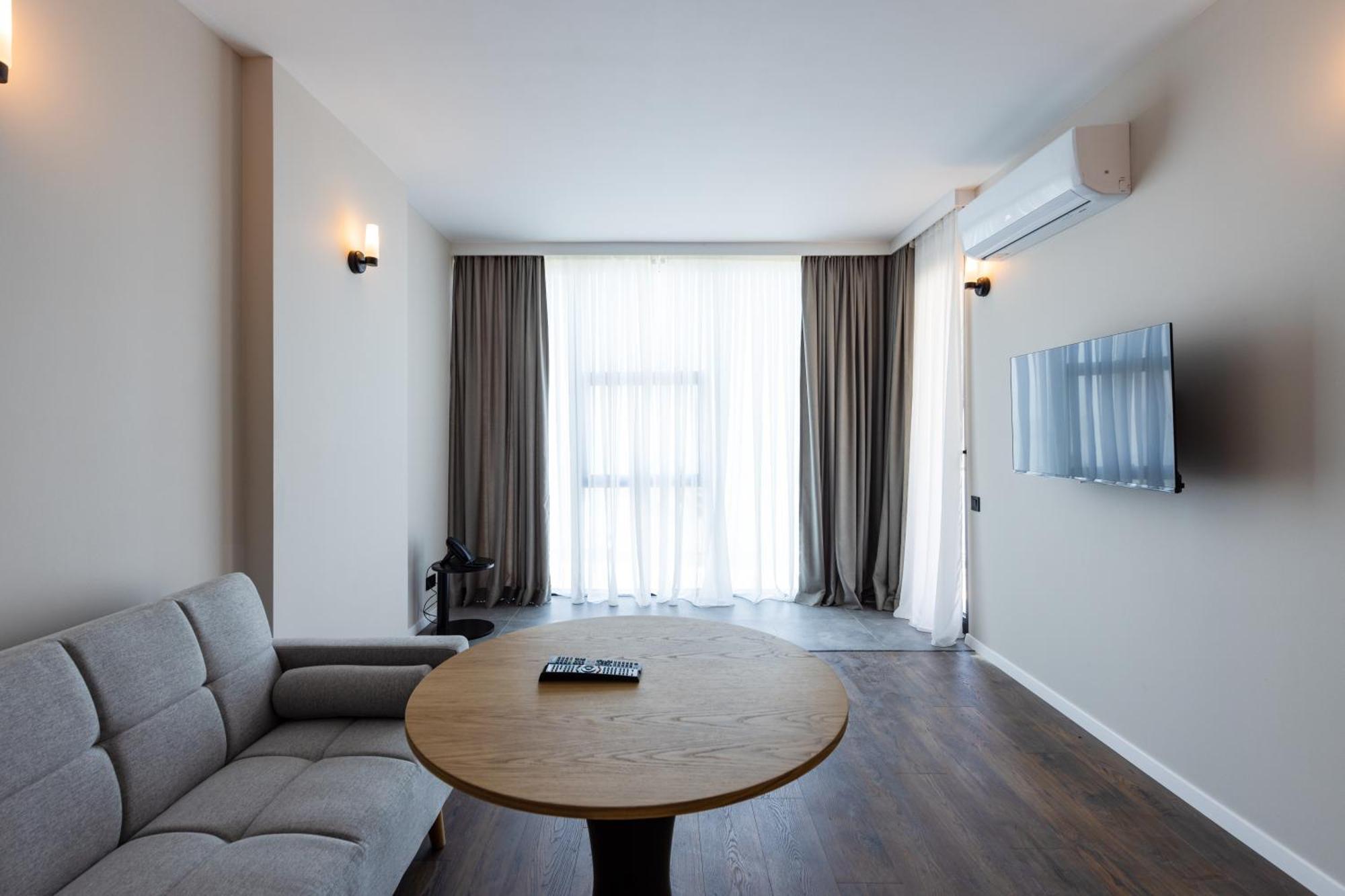 Aqua Batumi Hotel & Apartments Exteriér fotografie