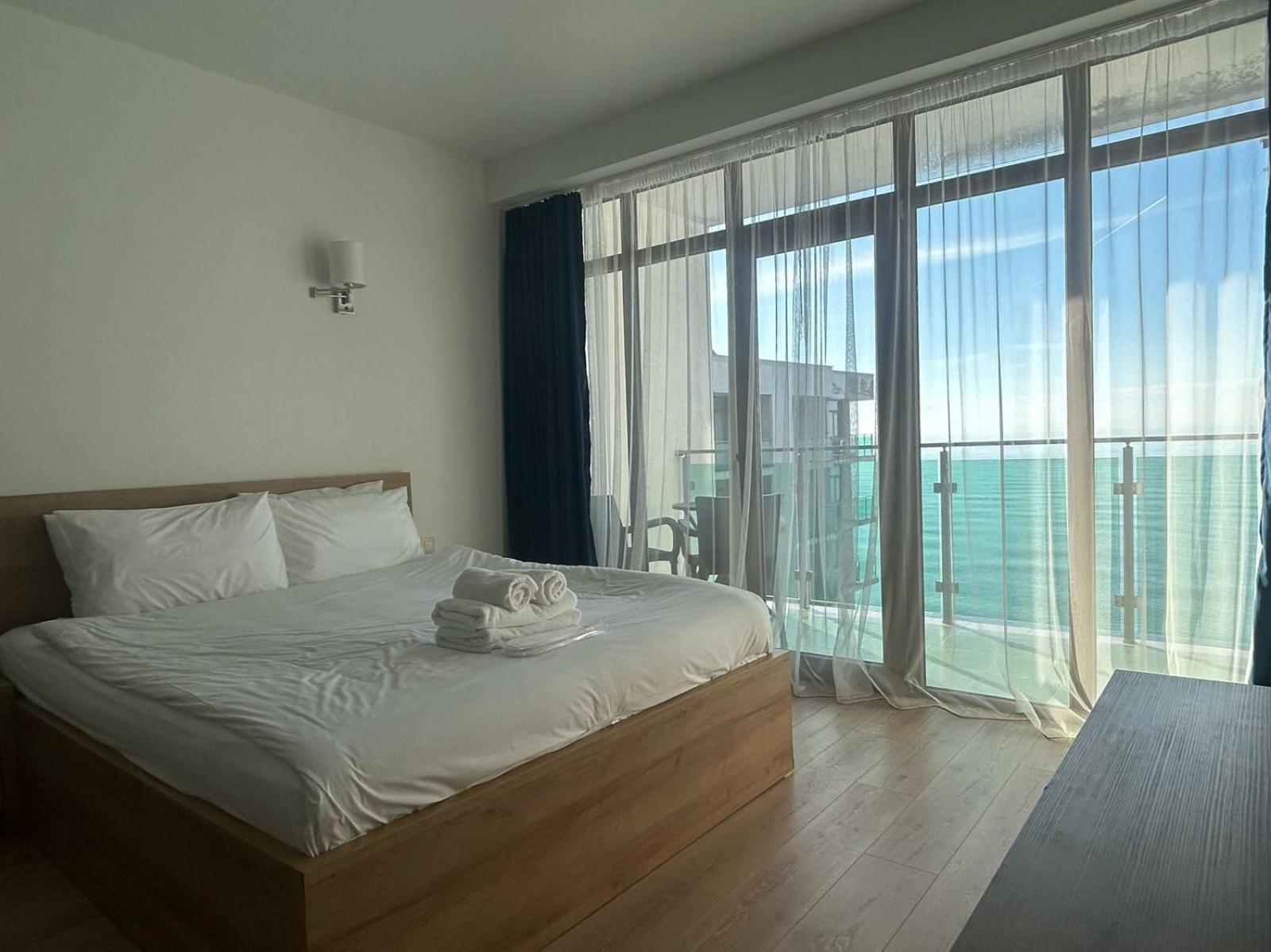 Aqua Batumi Hotel & Apartments Exteriér fotografie